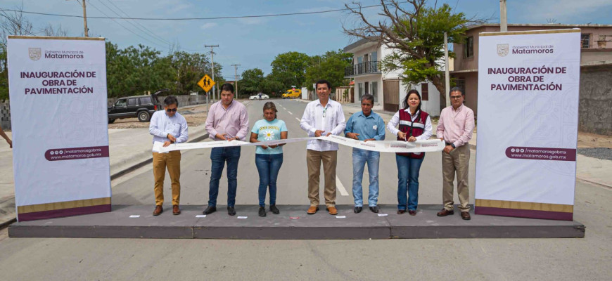 Sigue Alcalde Mario López cumpliendo al pueblo de Matamoros; entrega nuevas obras de pavimentación