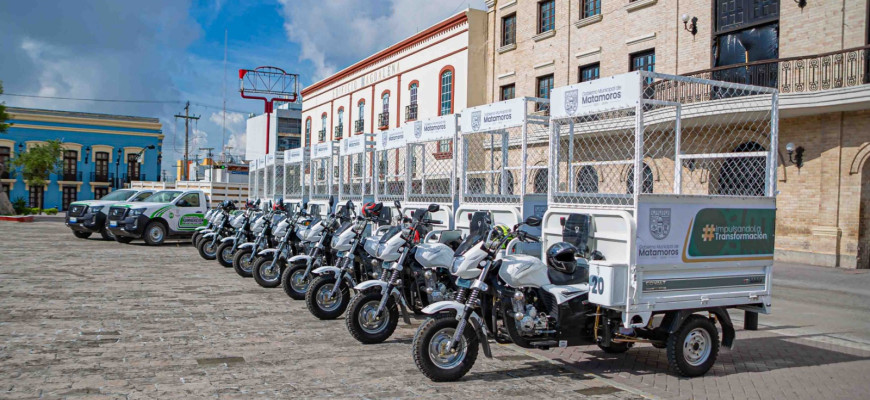 Entrega Alcalde Mario López, 10 motos y 5 mil luminarias led para fortalecer los servicios públicos