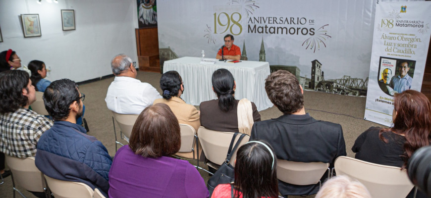 Director del Instituto Nacional de Estudios Históricos de las Revoluciones en México presenta libro en Matamoros.