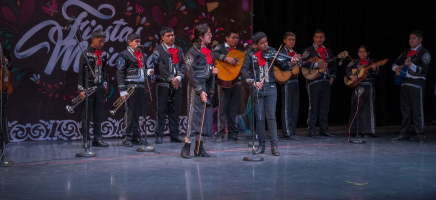 Presentan música y folclor mexicanos a alumnos de diferentes planteles educativos