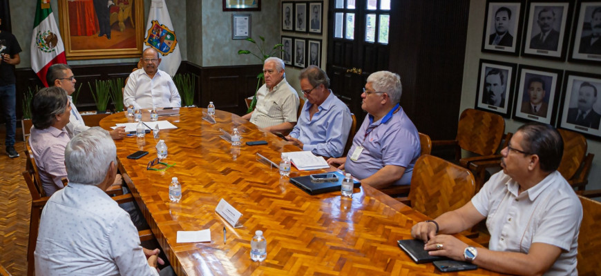 Autoridades de los tres niveles de Gobierno coordinan esfuerzos ante posible desarrollo de huracán Alberto