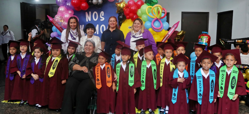 Culminan 39 alumnos nivel preescolar en los Centros Asistenciales de Desarrollo Infantil del Sistema DIF Matamoros