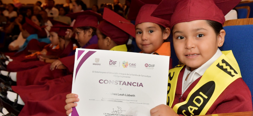 Culminan 39 alumnos nivel preescolar en los Centros Asistenciales de Desarrollo Infantil del Sistema DIF Matamoros
