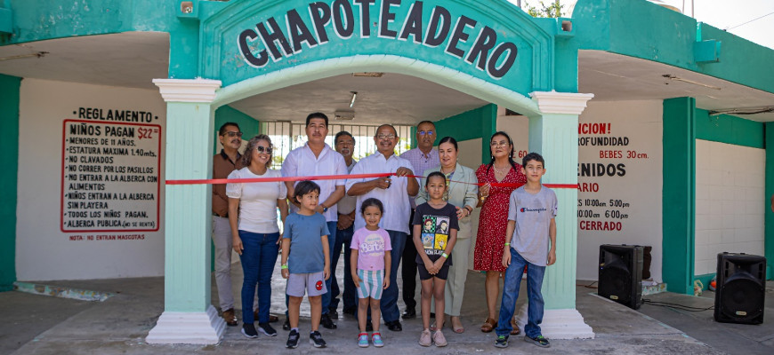 Reinaugura Alcalde Dr. Rubén Sauceda el “Chapoteadero” para la recreación familiar