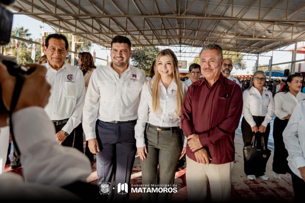 Alberto Granados coloca la primera piedra en nuevo edificio CBTIS 135