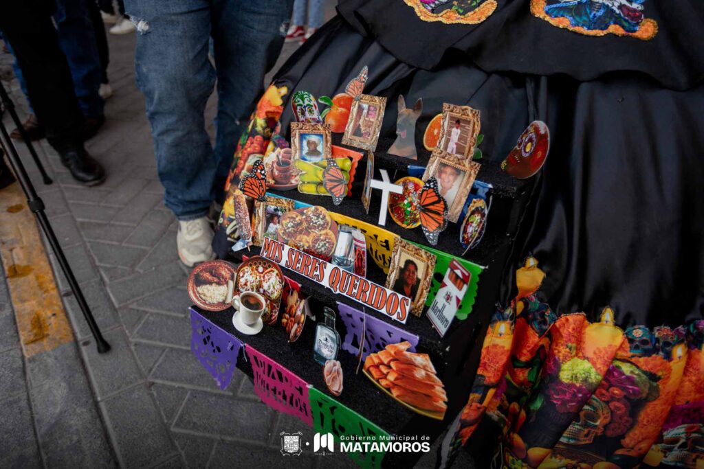 Desfile La Huesuda - Alberto Granados Asiste