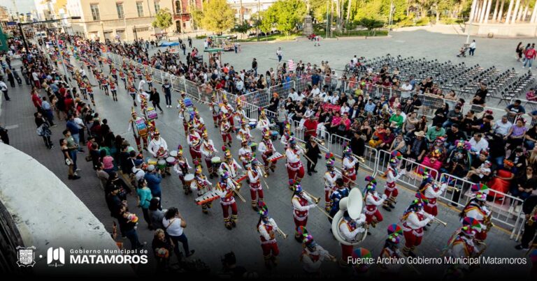 Desfile La Huesuda - Alberto Granados Asiste