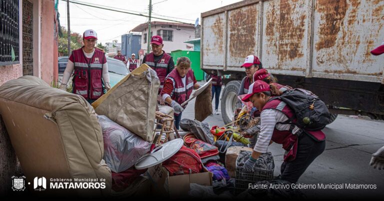 Recaudan 40 toneladas de cacharros en la colonia Mariano Matamoros durante intensa jornada de limpieza