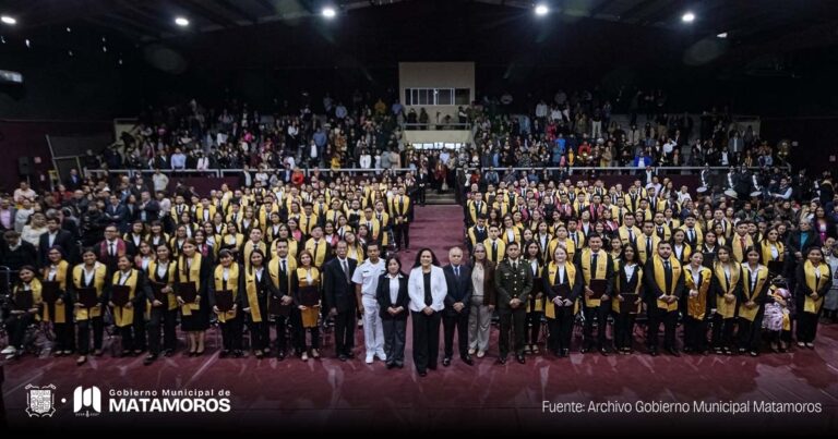 Participa Gobierno de Matamoros en la ceremonia de graduación y entrega de títulos del ITM