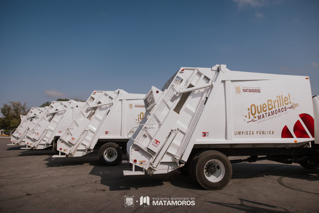 Entrega Presidente Municipal Alberto Granados nuevos camiones compactadores para reforzar limpieza pública en Matamoros