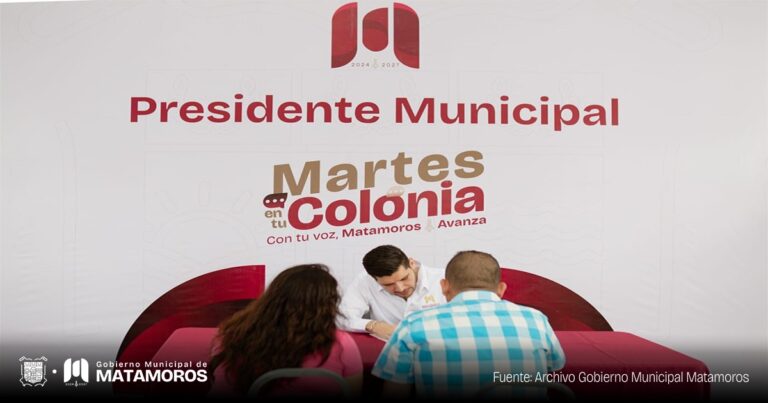 Ciudadanos aprovechan descuento en pago del predial durante "Martes en Tu Colonia"