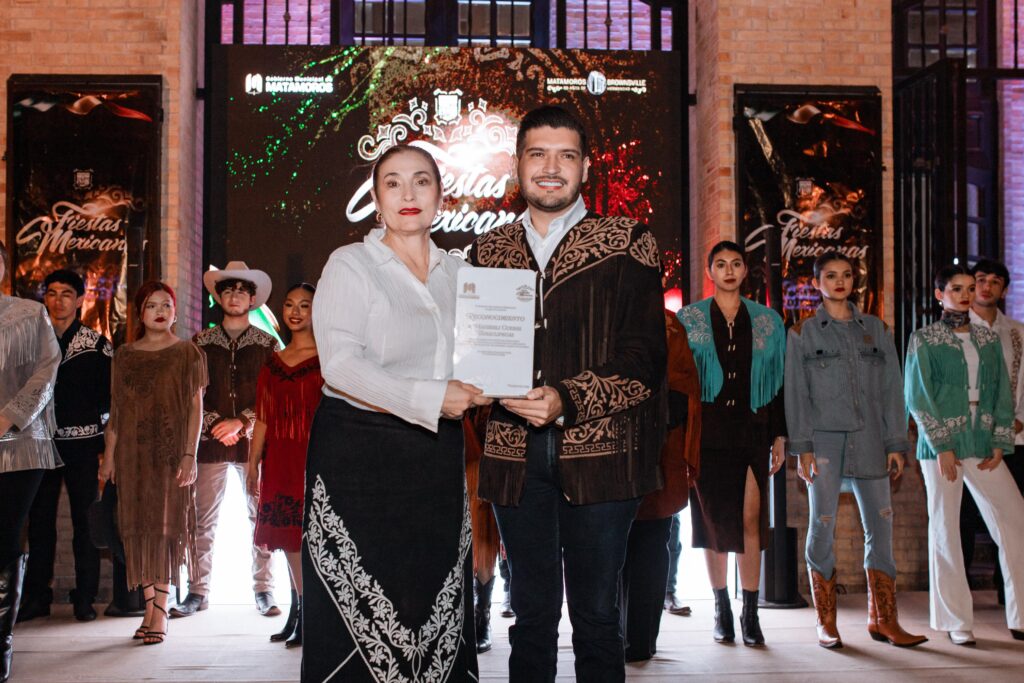 Desfile de Cueras Tamaulipecas Engalanan las Fiestas Mexicanas