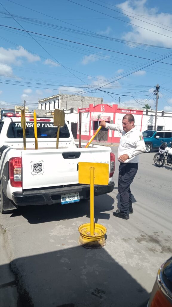 Retiran autos mal estacionados en operativo Limpiando mi ciudad