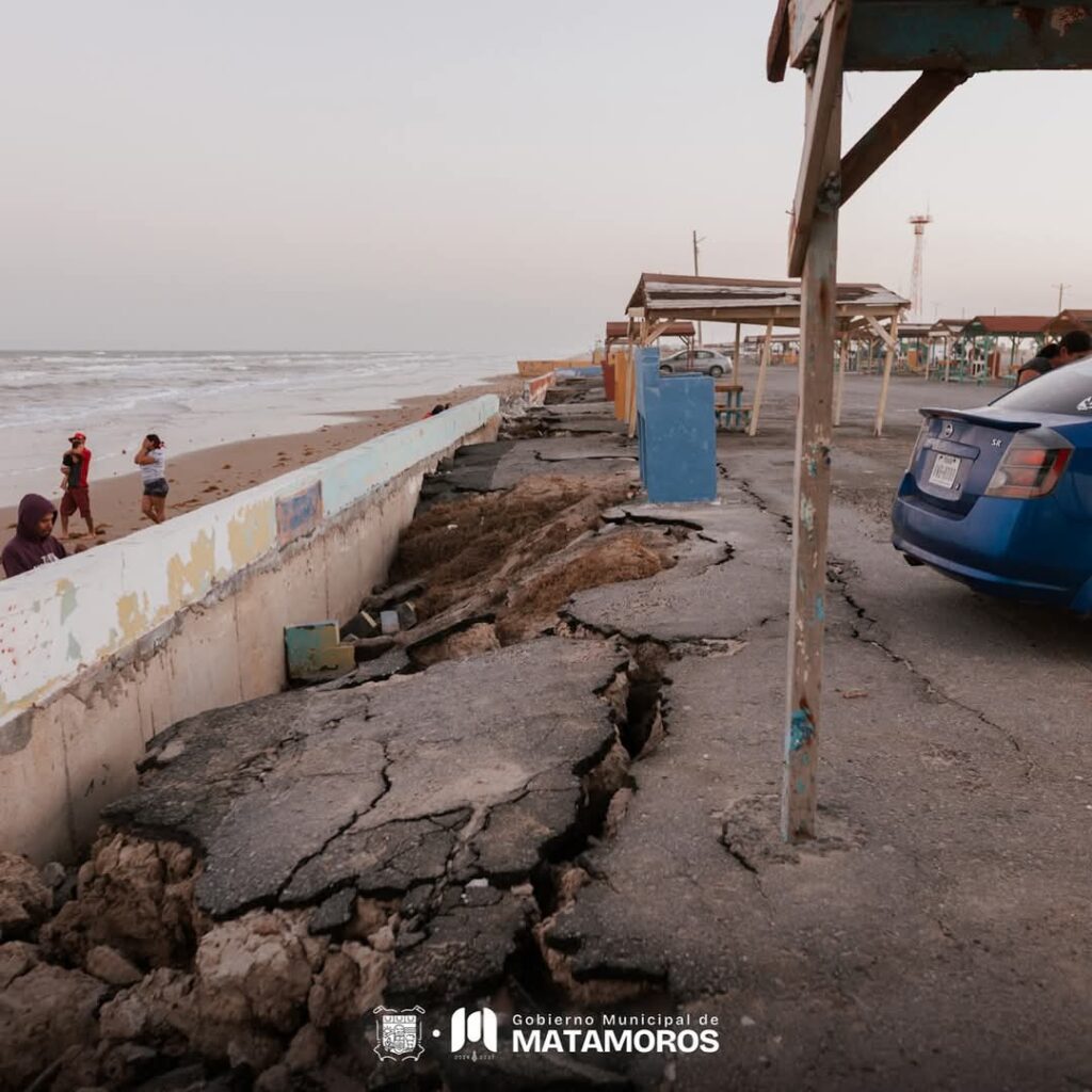 Supervisa el Presidente Municipal Alberto Granados remodelación en Playa Bagdad