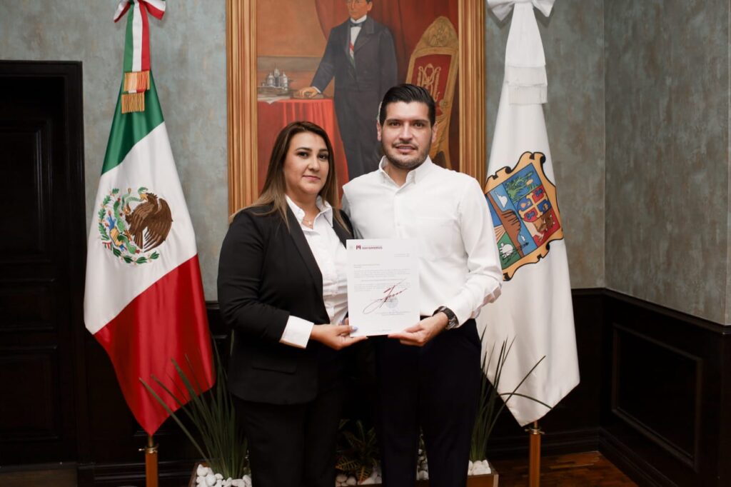 presenta el Presidente Municipal Alberto Granados nueva Directora de Protección Civil