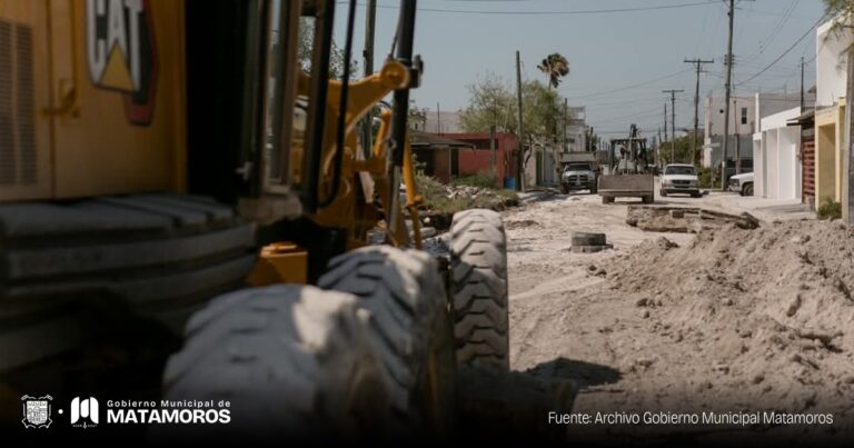 Avanzan obras de rehabilitación vial en la colonia Fundadores