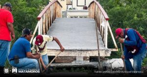 Rehabilitación de puente peatonal en Av. 12 de Marzo avanza con nuevas rampas de acceso