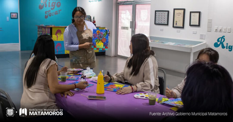 Todo un éxito el Taller Pinceladas de Amor del Gobierno de Matamoros