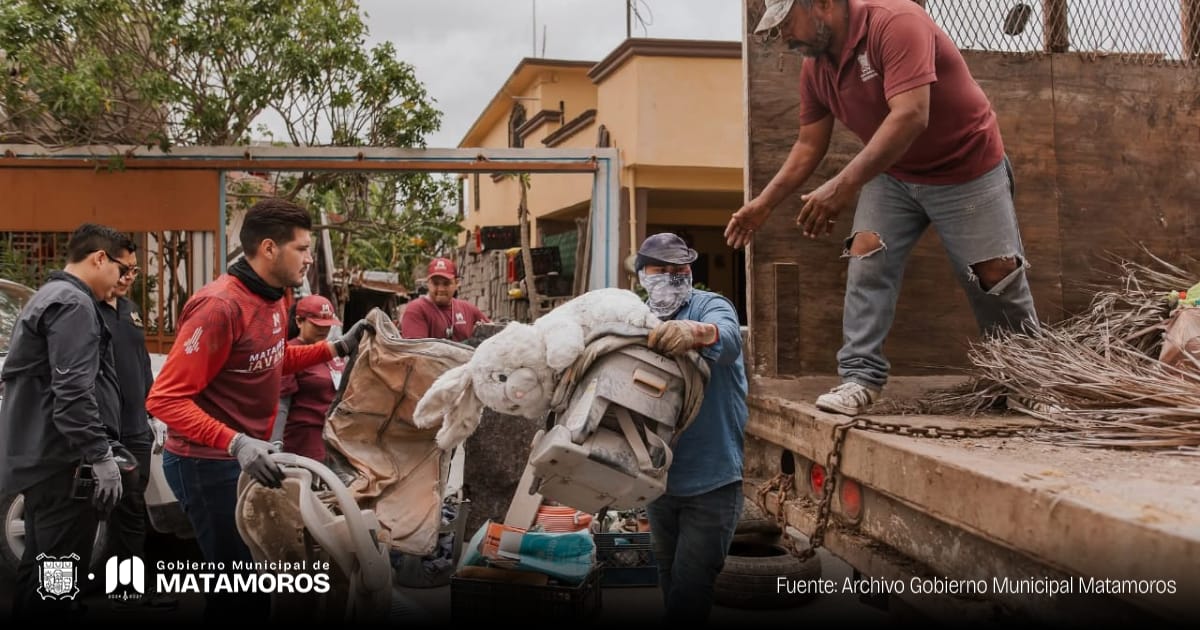 Colonia Insurgentes se beneficia con jornada permanente de descacharrización