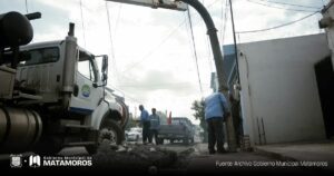 Gobierno Municipal continúa trabajando en el mantenimiento a las líneas de drenaje en el fraccionamiento Encinos