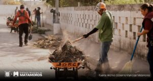 "Espacios Públicos" del Gobierno de Matamoros realiza labores de limpieza y mantenimiento urbano