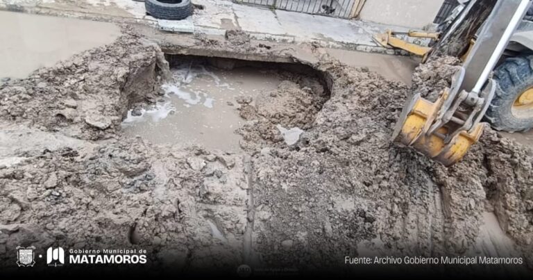 Avanzan los trabajos de reparación de fugas en la red de agua potable de la ciudad