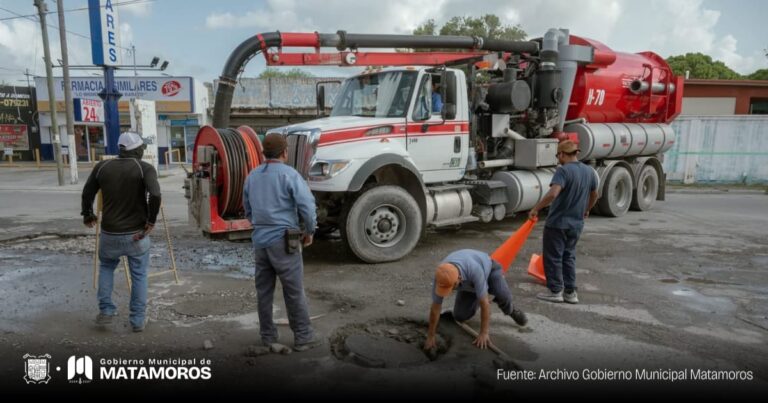 Gobierno municipal impulsa mejoras en drenaje de la colonia Obrera