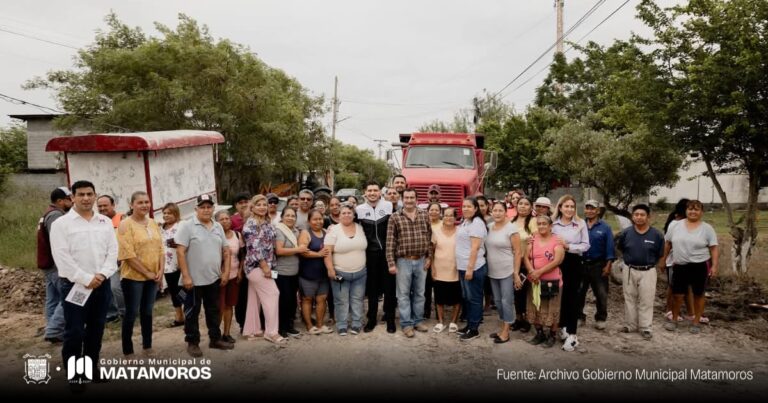 Supervisa Presiente Municipal obra de drenaje en la colonia La Huerta