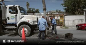 Brilla Matamoros con acciones que fortalecen el drenaje en la colonia Lucero