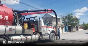 Gobierno de Matamoros impulsa labores de limpieza y desazolve visitaron la Colonia Expofiesta Sur