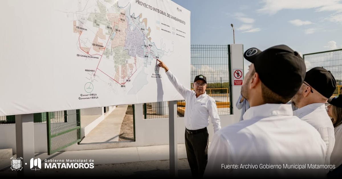Recorre presidente Municipal planta de tratamiento junto al secretario de Recursos Hidráulicos del estado