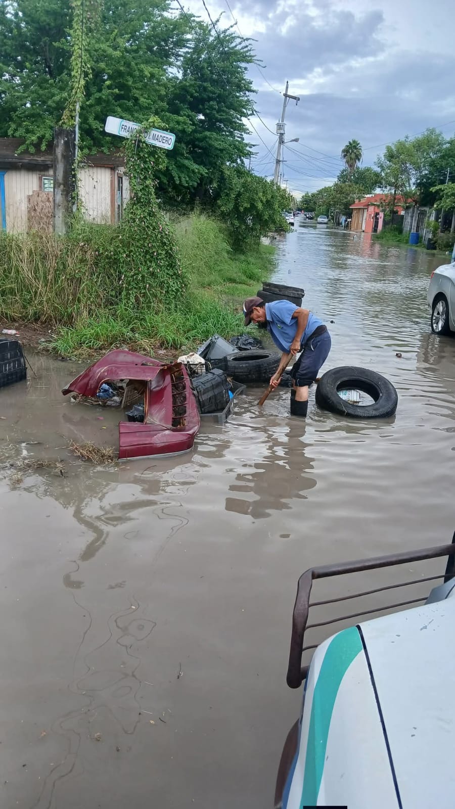 Exhorta el gobierno de Matamoros a no tirar basura en drenes y vía pública