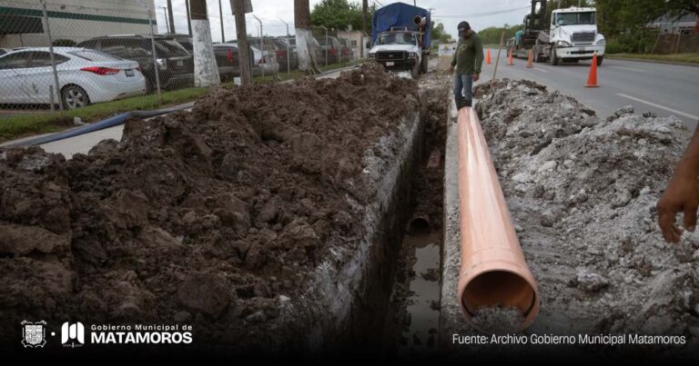 rehabilitación de drenaje en Francisco Villa Norte