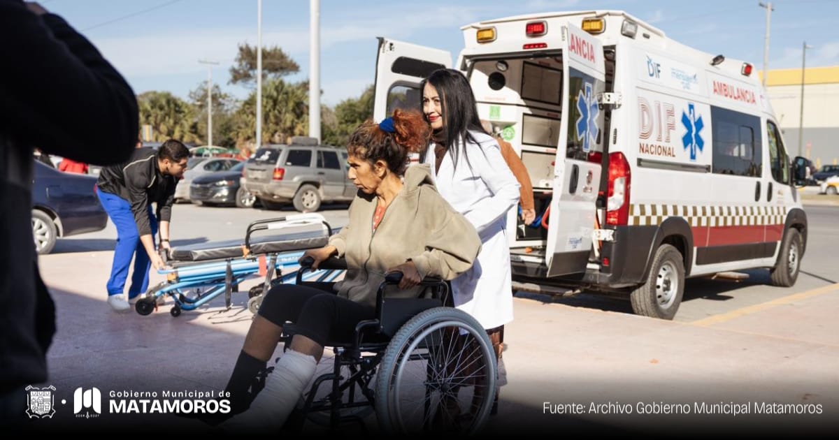 Brinda DIF Matamoros atención integral y médica la Sra. Ivonne Arlette
