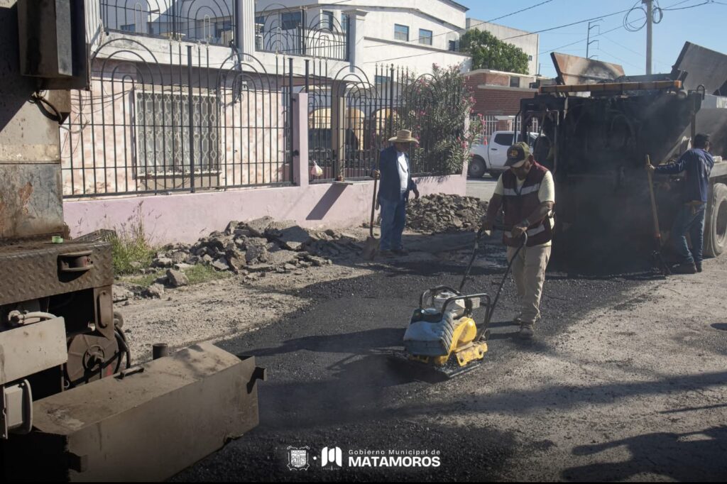 Gobierno de Beto Granados mejora las condiciones de las calles fortaleciendo la infraestructura urbana de Matamoros
