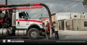 Presidente Municipal impulsa trabajos de drenaje sanitario en el fraccionamiento Arboledas