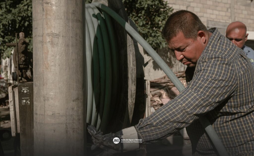 Refuerza gobierno de Beto Granados, trabajos de drenaje en la colonia José María Morelos