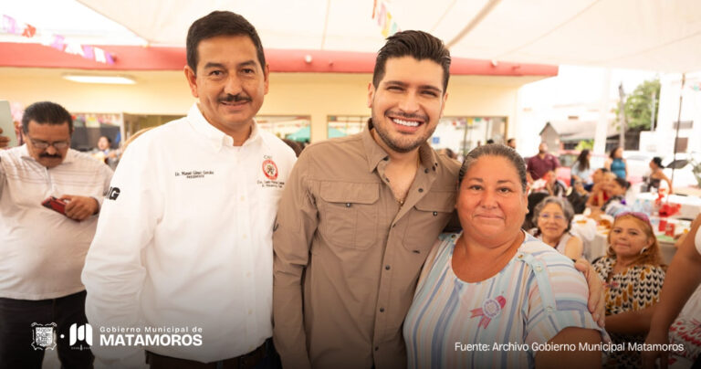 Celebra Beto Granados con las madres de la zona rural de Matamoros