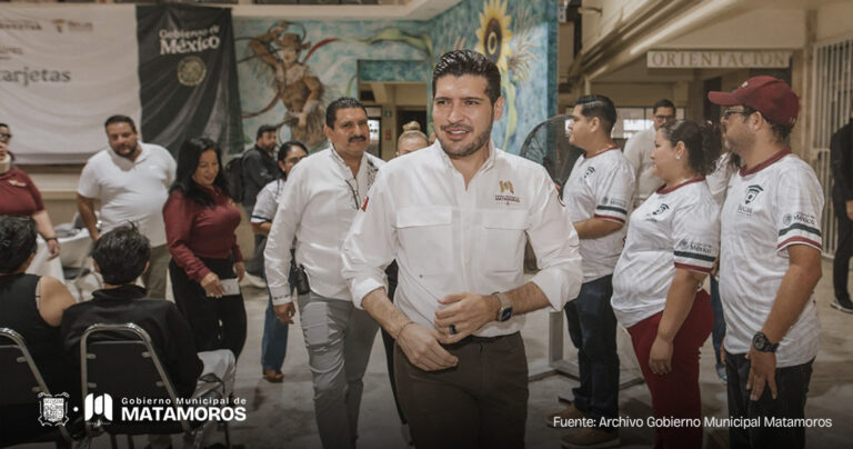 Beto Granados fortalece cercanía con la comunidad educativa de Matamoros